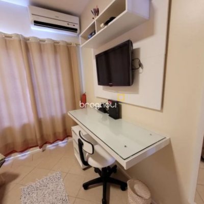 Apartamento com 43m², 1 quarto, 1 garagem, no bairro Praia Brava em Florianópolis
