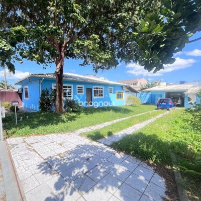 Casa com 107m², 3 quartos (sendo 1 suíte), 1 garagem, no bairro Serraria em São José