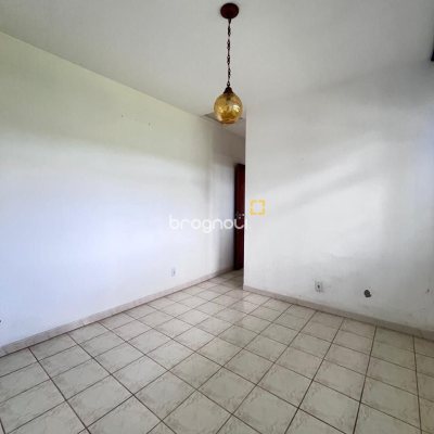 Casa com 107m², 3 quartos (sendo 1 suíte), 1 garagem, no bairro Serraria em São José