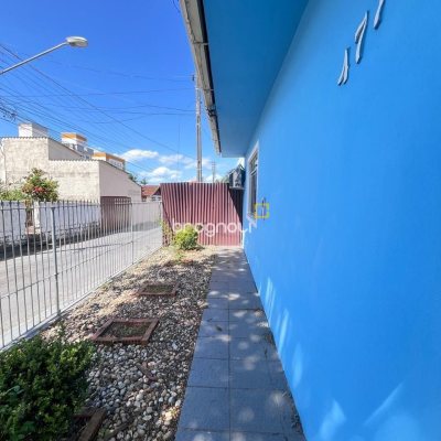 Casa com 107m², 3 quartos (sendo 1 suíte), 1 garagem, no bairro Serraria em São José