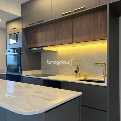 Apartamento com 56m², 2 quartos (sendo 1 suíte), 1 garagem, no bairro Pedra Branca em Palhoça