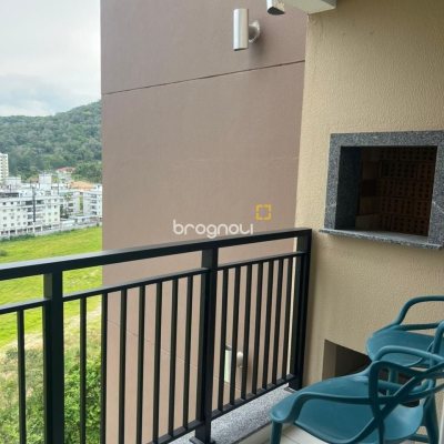 Apartamento com 56m², 2 quartos (sendo 1 suíte), 1 garagem, no bairro Pedra Branca em Palhoça