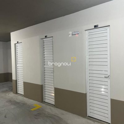 Apartamento com 56m², 2 quartos (sendo 1 suíte), 1 garagem, no bairro Pedra Branca em Palhoça