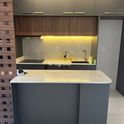 Apartamento com 56m², 2 quartos (sendo 1 suíte), 1 garagem, no bairro Pedra Branca em Palhoça
