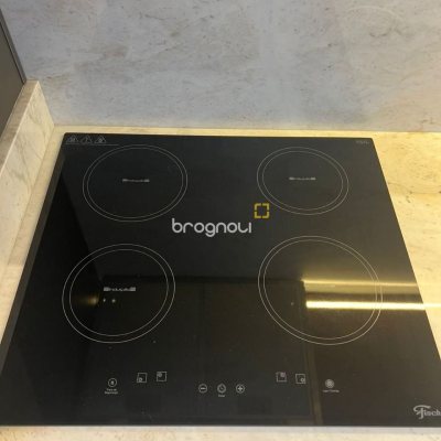 Apartamento com 56m², 2 quartos (sendo 1 suíte), 1 garagem, no bairro Pedra Branca em Palhoça