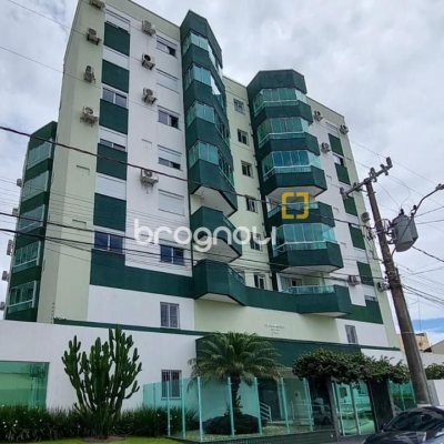 Cobertura com 112m², 3 quartos (sendo 1 suíte), 2 garagens, no bairro Trindade em Florianópolis