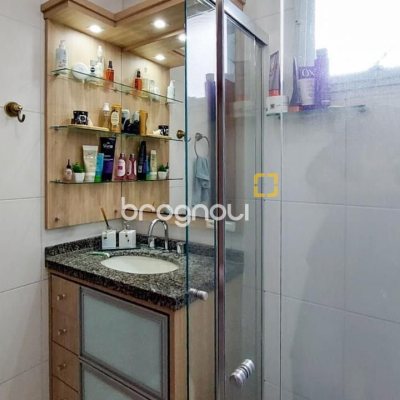Cobertura com 112m², 3 quartos (sendo 1 suíte), 2 garagens, no bairro Trindade em Florianópolis