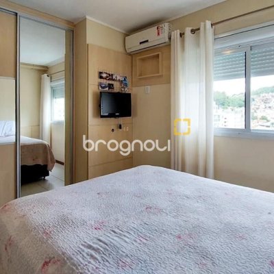 Cobertura com 112m², 3 quartos (sendo 1 suíte), 2 garagens, no bairro Trindade em Florianópolis