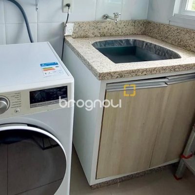 Cobertura com 112m², 3 quartos (sendo 1 suíte), 2 garagens, no bairro Trindade em Florianópolis