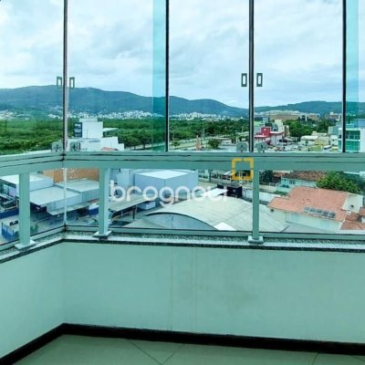 Cobertura com 112m², 3 quartos (sendo 1 suíte), 2 garagens, no bairro Trindade em Florianópolis