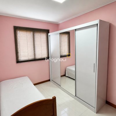 Apartamento com 69m², 2 quartos (sendo 1 suíte), 1 garagem, no bairro Vila Becker em Santo Amaro da Imperatriz