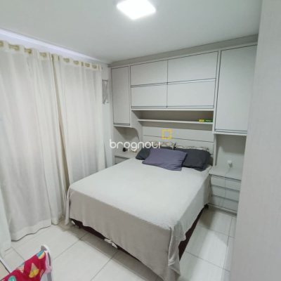 Apartamento com 69m², 2 quartos (sendo 1 suíte), 1 garagem, no bairro Vila Becker em Santo Amaro da Imperatriz