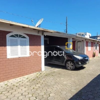 Casa de Condomínio com 36m², 1 quarto, 1 garagem, no bairro Ingleses em Florianópolis
