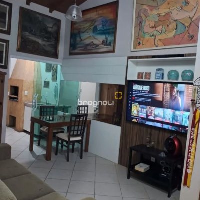 Apartamento com 79m², 3 quartos (sendo 1 suíte), 1 garagem, no bairro Santinho em Florianópolis