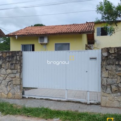 Casa com 54m², 3 quartos, 1 garagem, no bairro Sambaqui em Florianópolis