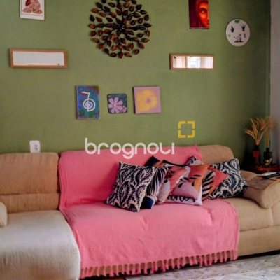 Casa com 54m², 3 quartos, 1 garagem, no bairro Sambaqui em Florianópolis