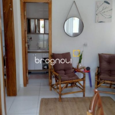 Casa com 54m², 3 quartos, 1 garagem, no bairro Sambaqui em Florianópolis
