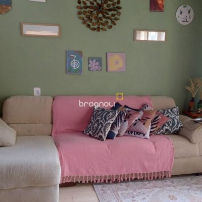 Casa com 54m², 3 quartos, 1 garagem, no bairro Sambaqui em Florianópolis
