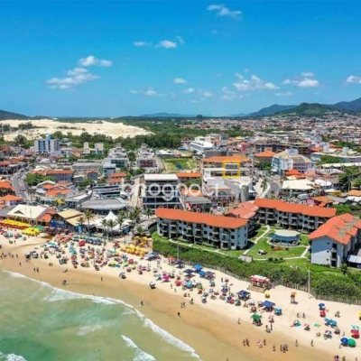 Apartamento com 149m², 3 quartos (sendo 3 suítes), 2 garagens, no bairro Jurerê em Florianópolis