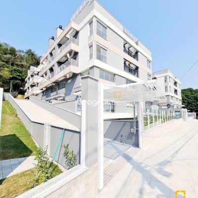Loft com 43m², 1 quarto (sendo 1 suíte), 1 garagem, no bairro Ribeirão da Ilha em Florianópolis