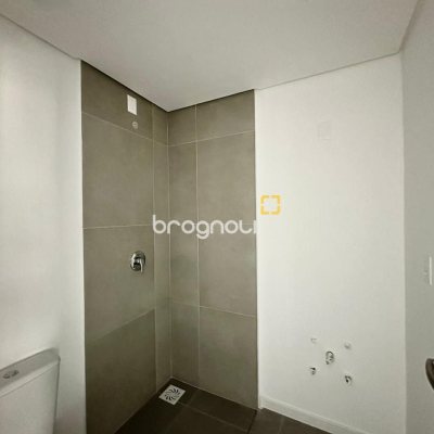 Loft com 43m², 1 quarto (sendo 1 suíte), 1 garagem, no bairro Ribeirão da Ilha em Florianópolis