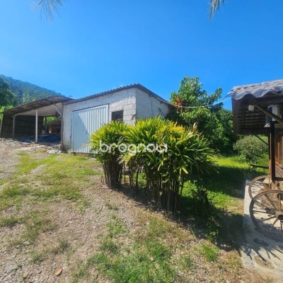 Sítio com 3699m², 2 quartos, no bairro Fazenda de Dentro em Biguaçu
