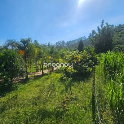 Sítio com 3699m², 2 quartos, no bairro Fazenda de Dentro em Biguaçu
