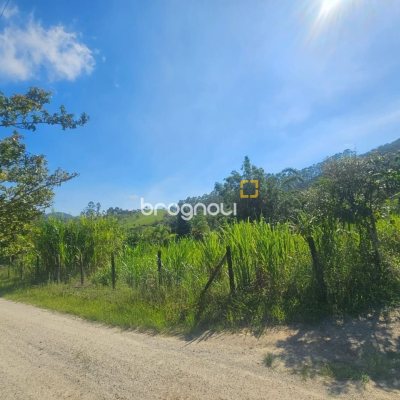 Sítio com 3699m², 2 quartos, no bairro Fazenda de Dentro em Biguaçu