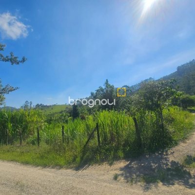 Sítio com 3699m², 2 quartos, no bairro Fazenda de Dentro em Biguaçu