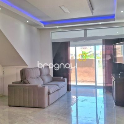 Casa com 257m², 6 quartos (sendo 2 suítes), 2 garagens, no bairro Ingleses em Florianópolis