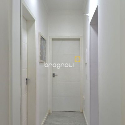 Casa com 257m², 6 quartos (sendo 2 suítes), 2 garagens, no bairro Ingleses em Florianópolis