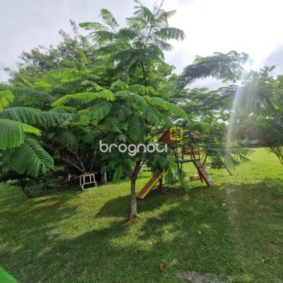 Casa com 257m², 6 quartos (sendo 2 suítes), 2 garagens, no bairro Ingleses em Florianópolis