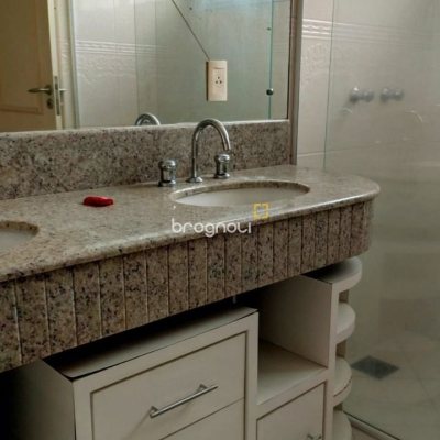 Casa com 286m², 3 quartos (sendo 3 suítes), 2 garagens, no bairro Jurerê em Florianópolis