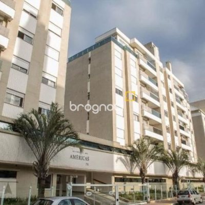 Cobertura com 116m², 3 quartos (sendo 3 suítes), 2 garagens, no bairro Trindade em Florianópolis