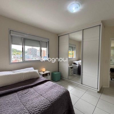 Cobertura com 116m², 3 quartos (sendo 3 suítes), 2 garagens, no bairro Trindade em Florianópolis