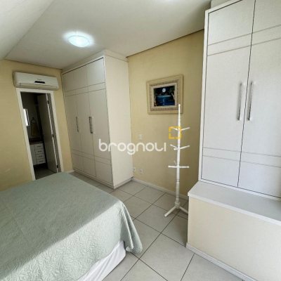 Cobertura com 116m², 3 quartos (sendo 3 suítes), 2 garagens, no bairro Trindade em Florianópolis