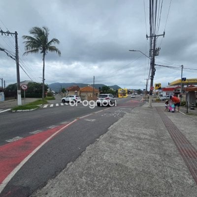 Terreno com 1292m², no bairro Carianos em Florianópolis