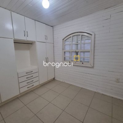 Casa com 107m², 4 quartos, 1 garagem, no bairro Ingleses do Rio Vermelho em Florianópolis