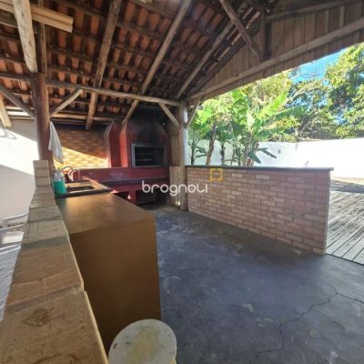 Casa com 107m², 4 quartos, 1 garagem, no bairro Ingleses do Rio Vermelho em Florianópolis
