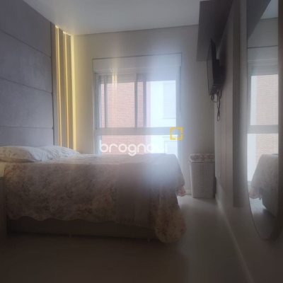 Apartamento com 72m², 2 quartos (sendo 1 suíte), 2 garagens, no bairro João Paulo em Florianópolis