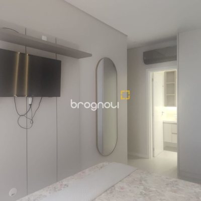 Apartamento com 72m², 2 quartos (sendo 1 suíte), 2 garagens, no bairro João Paulo em Florianópolis