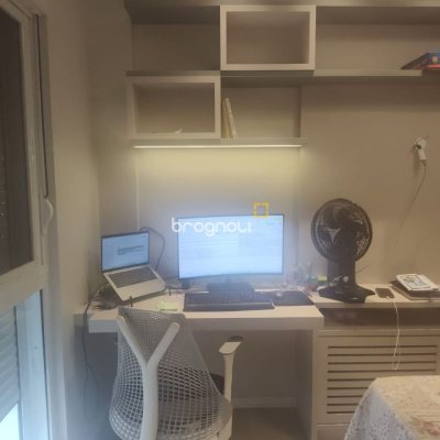 Apartamento com 72m², 2 quartos (sendo 1 suíte), 2 garagens, no bairro João Paulo em Florianópolis
