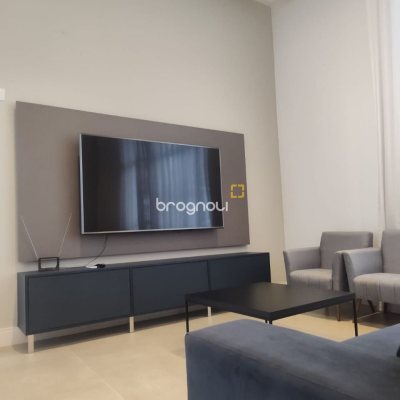 Apartamento com 72m², 2 quartos (sendo 1 suíte), 2 garagens, no bairro João Paulo em Florianópolis