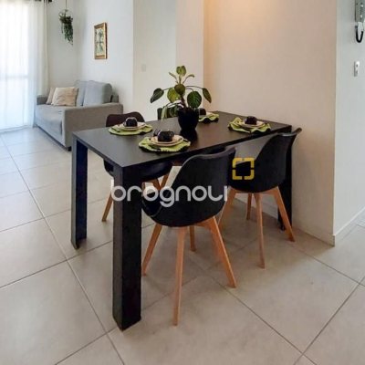 Apartamento com 81m², 3 quartos (sendo 1 suíte), 2 garagens, no bairro Campeche em Florianópolis