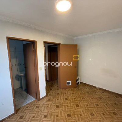 Apartamento com 81m², 3 quartos (sendo 1 suíte), 1 garagem, no bairro Capoeiras em Florianópolis