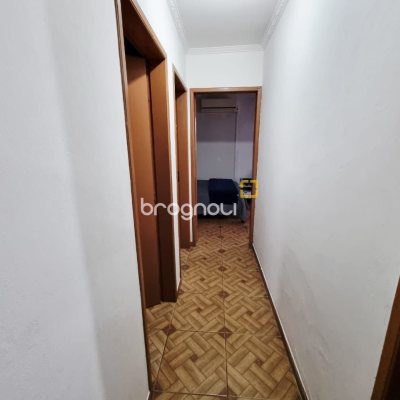 Apartamento com 81m², 3 quartos (sendo 1 suíte), 1 garagem, no bairro Capoeiras em Florianópolis