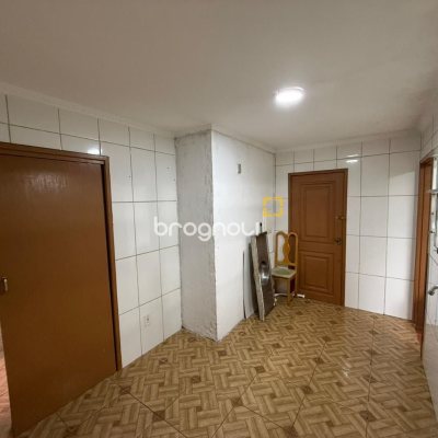 Apartamento com 81m², 3 quartos (sendo 1 suíte), 1 garagem, no bairro Capoeiras em Florianópolis