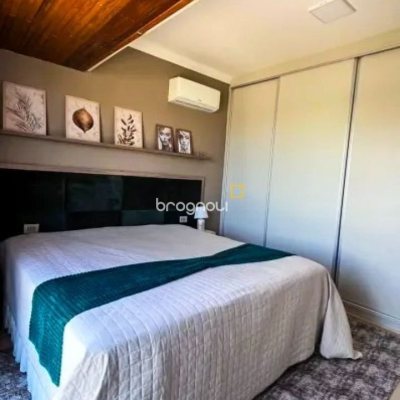 Casa com 100m², 3 quartos (sendo 1 suíte), 2 garagens, no bairro Ingleses em Florianópolis