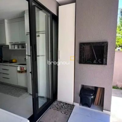Casa com 100m², 3 quartos (sendo 1 suíte), 2 garagens, no bairro Ingleses em Florianópolis