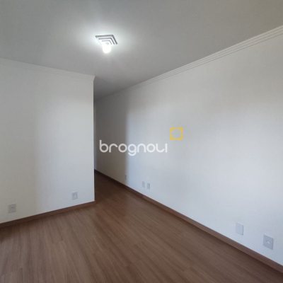 Apartamento com 70m², 2 quartos (sendo 1 suíte), 1 garagem, no bairro Ingleses em Florianópolis